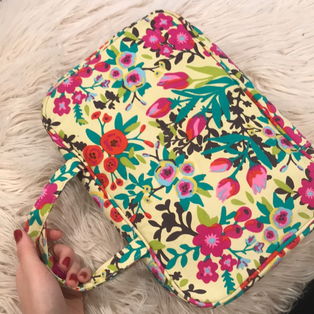 Never used travel caddy!